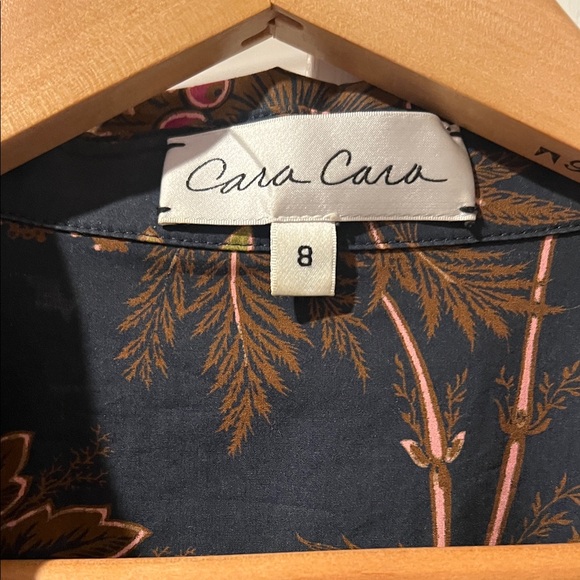 Cara Cara dress
Raya Floral Blue Vine Blooms 3/4-Sleeve Midi Shirtdress - Picture 2 of 3